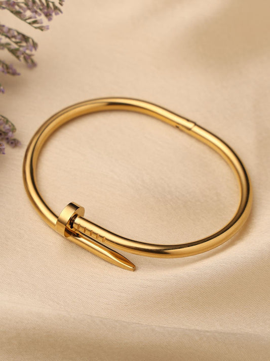 The Sculpted Nail Bangle