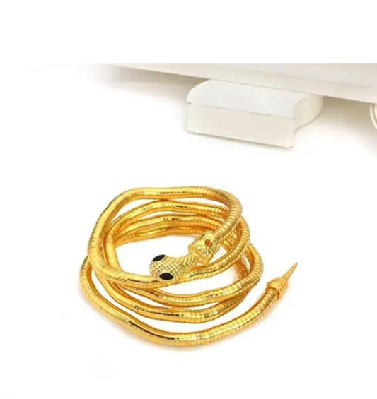 Striking Gold Snake Necklace with Bracelet