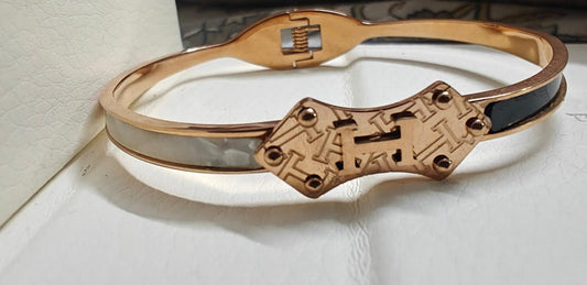 Rose Gold & Enamel Pavé Toggle Bracelet