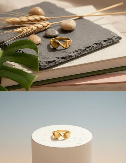 The Aurelia Twist Ring