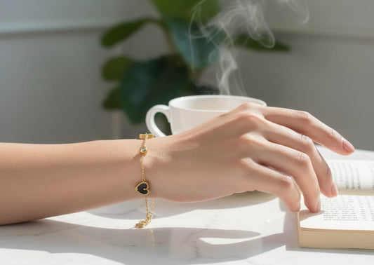 Dainty Heart Charm Bracelet