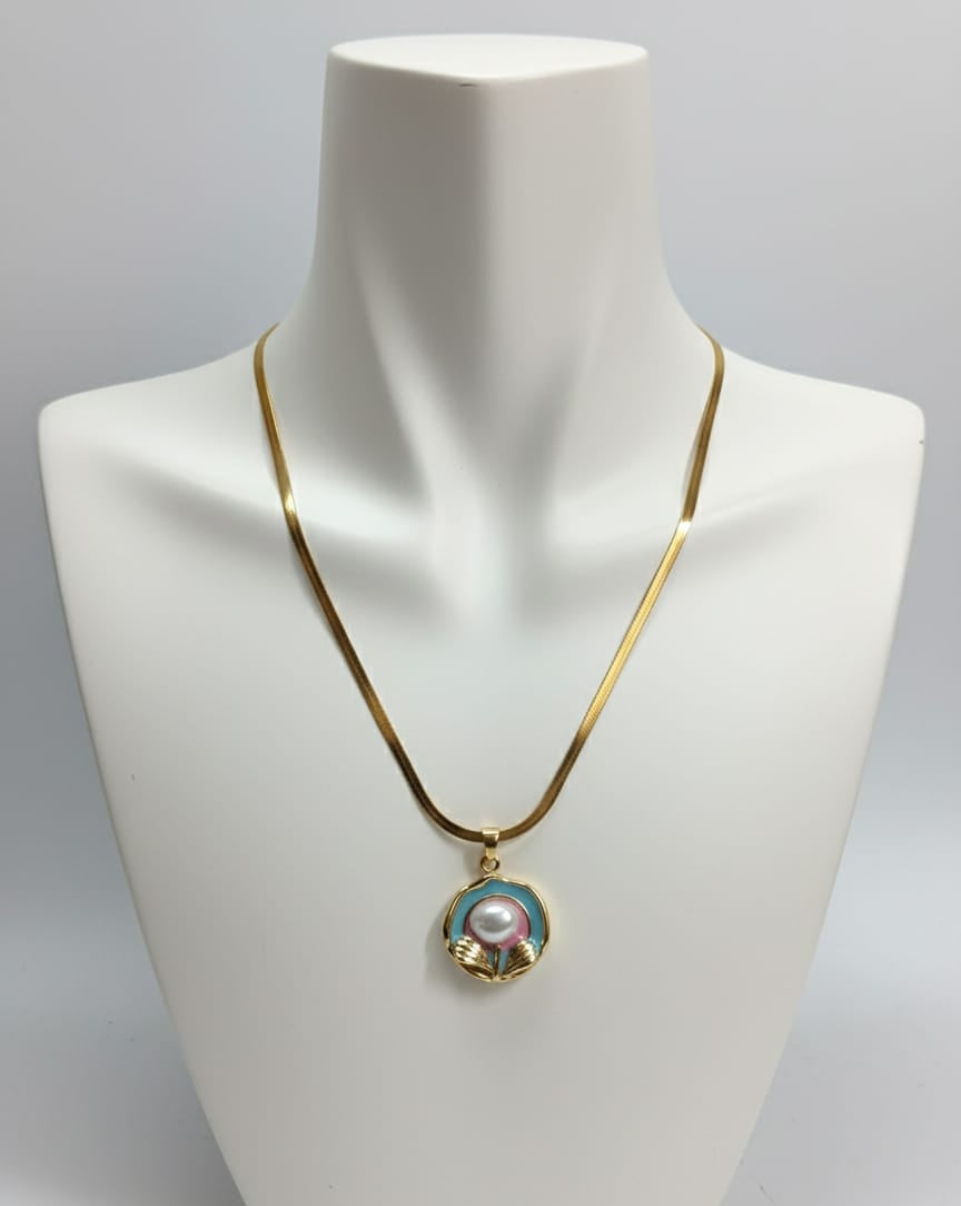 Ethereal Bloom Pearl Pendant Necklace