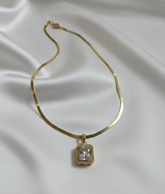 Luxury Gold Emerald-Cut Crystal Anti-Tarnish Necklace for Women – Rectangle Halo Pendant Chain