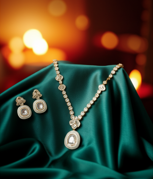 Sparkling Gold Plated Jewelry Set with Uncut Stones
