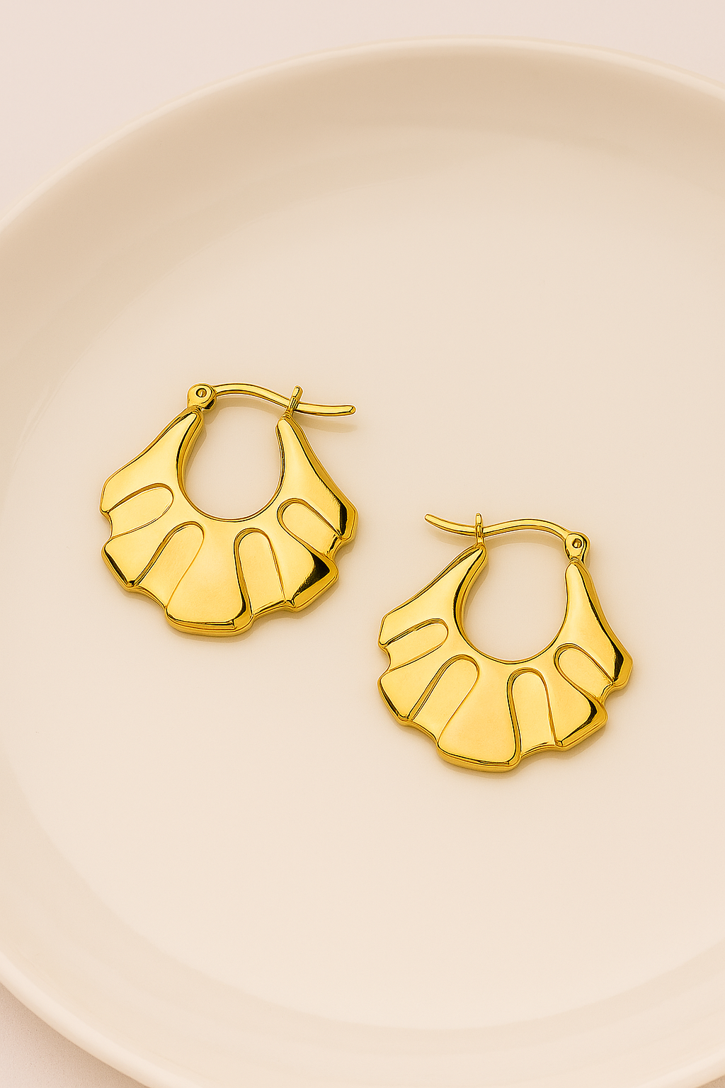 The Artful Wave Hoops