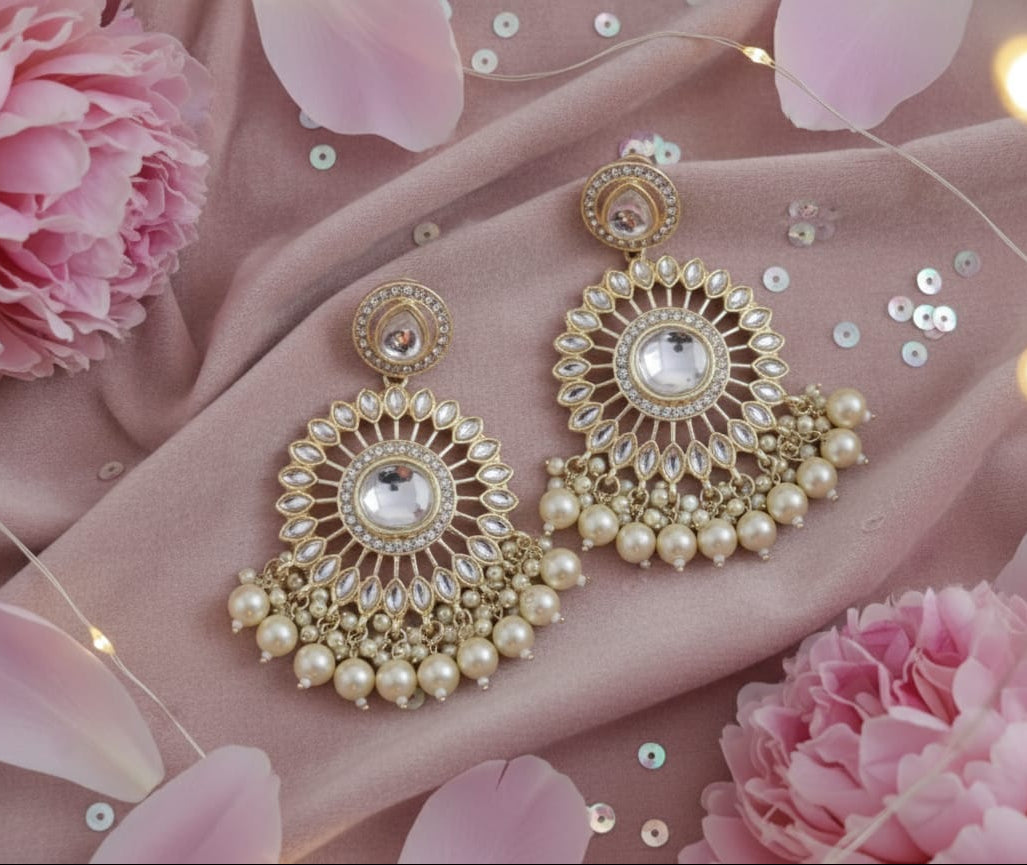 Maharani Pearl & Kundan Chandbalis
