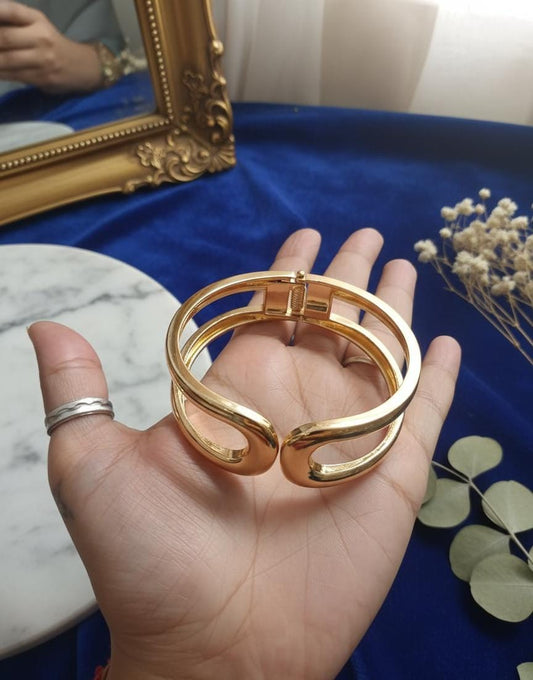 The Midas Bracelet