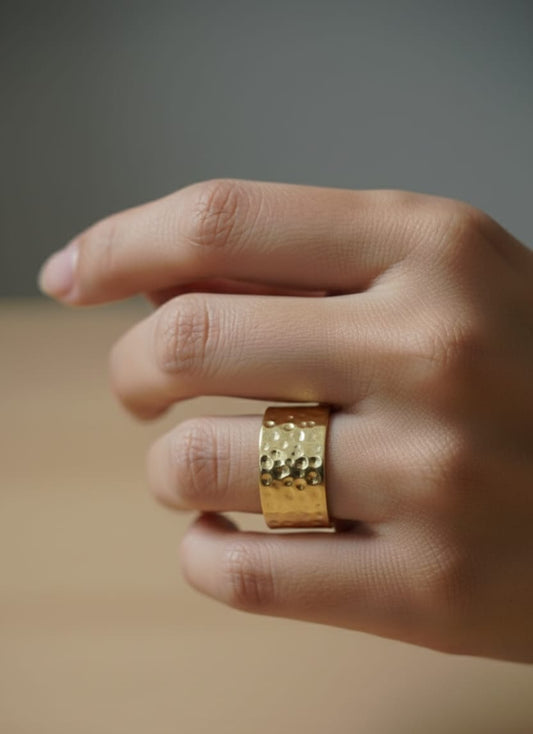 The Aura Hammered Gold Band