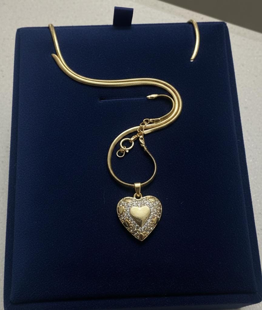 Gold Heart Pendant Necklace