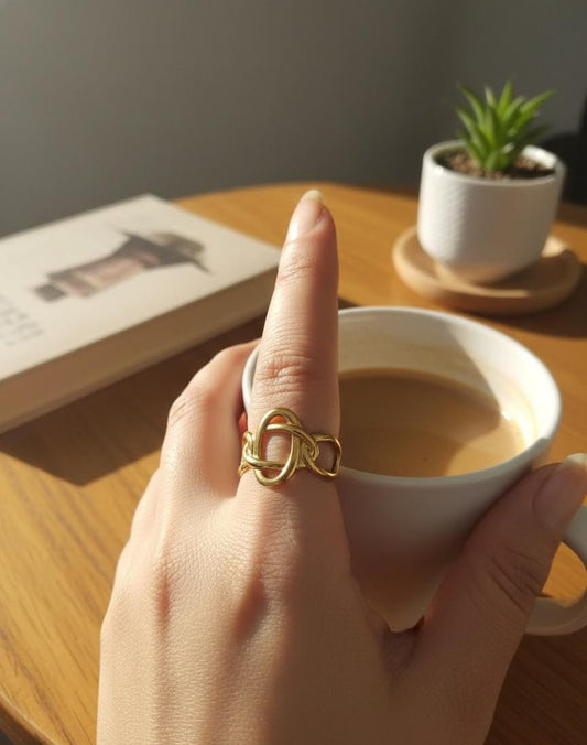 Celtic Knot Gold Ring