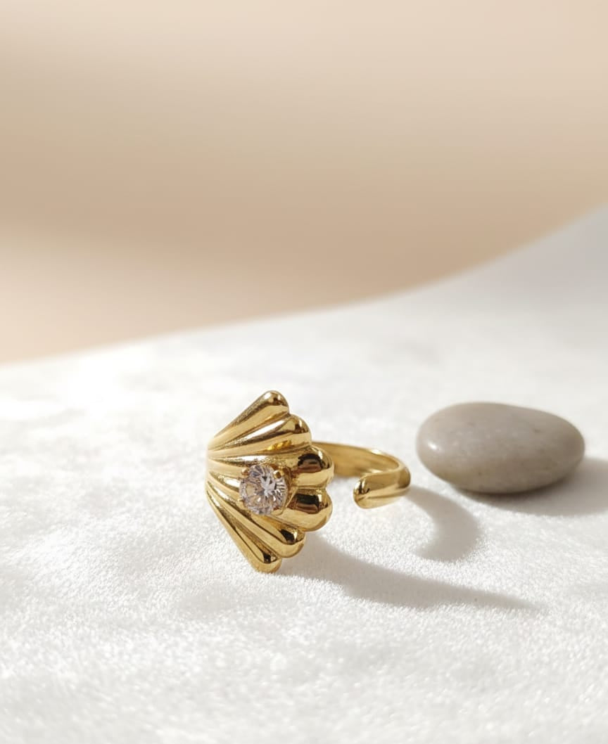 Golden Shell Solitaire Ring