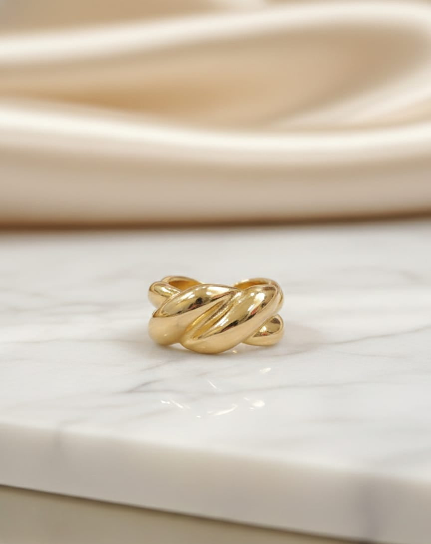 Golden Intertwist Statement Ring