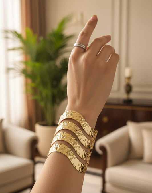 Golden Cascade Wave Adjustable Anti-Tarnish Bracelet