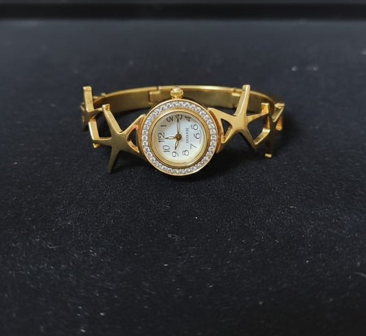 Adjustable Anti-Tarnish Gold Bracelet Watch with Star Designed Strap