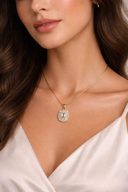 Luxury Gold Crystal Halo Anti-Tarnish Necklace for Women – Emerald Cut Statement Pendant Chain