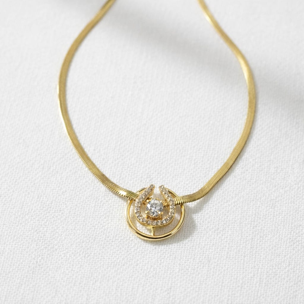 Modern Gold Crystal Circle Anti-Tarnish Necklace for Women – Minimal Statement Pendant Chain