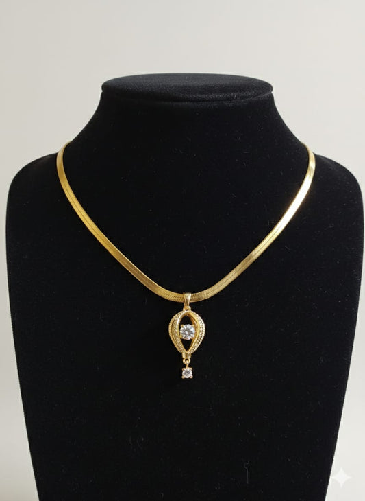Elegant Gold Teardrop Crystal Anti-Tarnish Necklace for Women – Statement Drop Pendant Chain