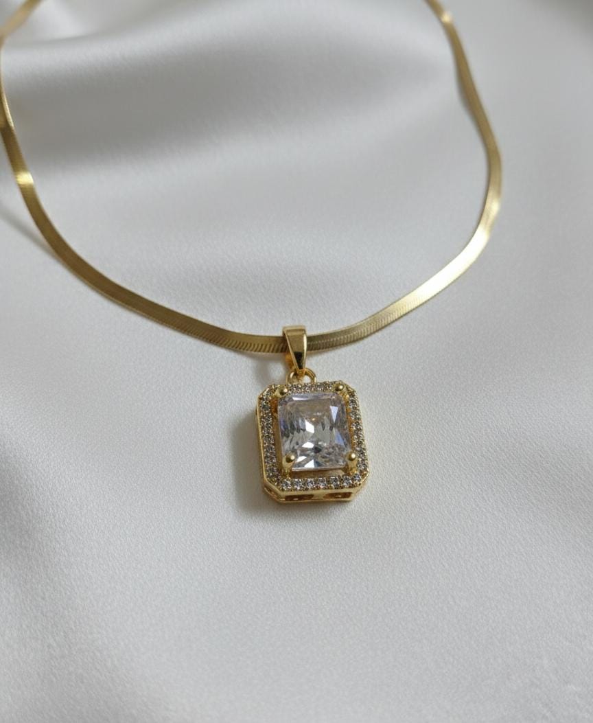 Luxury Gold Emerald-Cut Crystal Anti-Tarnish Necklace for Women – Rectangle Halo Pendant Chain