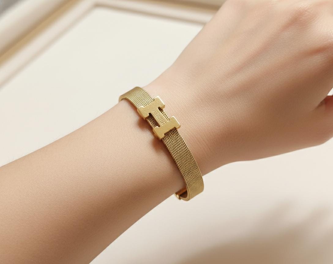 Luxury Gold Mesh Watch Style Bracelet – Anti Tarnish Adjustable Stainless Steel Bracelet for Women