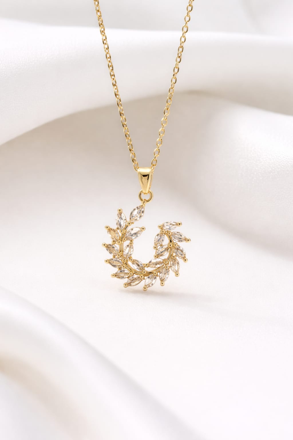 Anti Tarnish Gold Leaf Wreath Pendant Necklace with American Diamond | Elegant Minimal Chain Necklace for Women