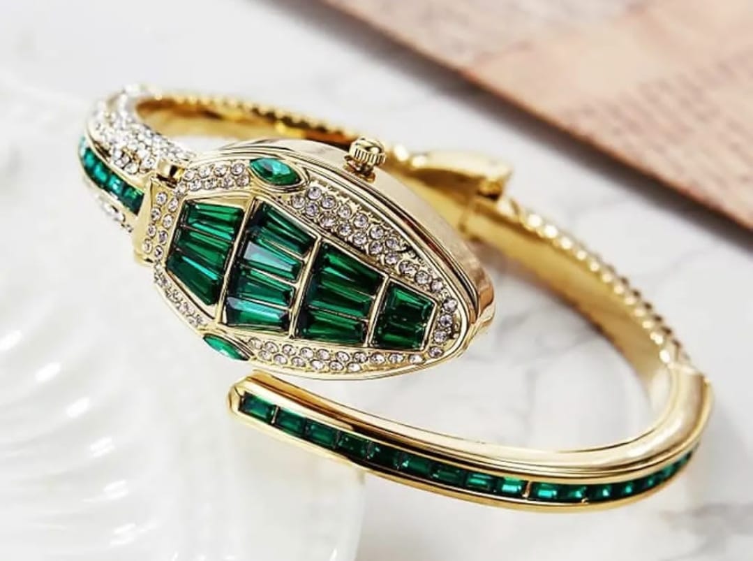 Emerald Green Snake Design Anti-Tarnish Bracelet Watch for Women – Crystal Openable Cuff Watch