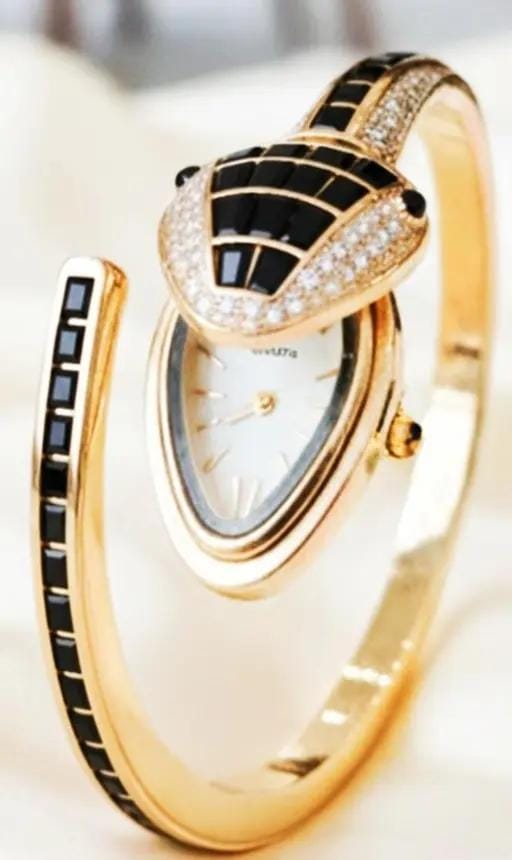 Black & Green Snake Design Anti-Tarnish Bracelet Watch for Women – Crystal Openable Cuff Watch