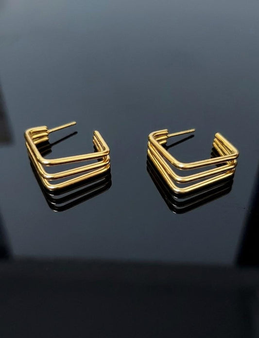 Anti-Tarnish Gold Square Hoop Earrings for Women – Minimal Geometric Stud Earrings