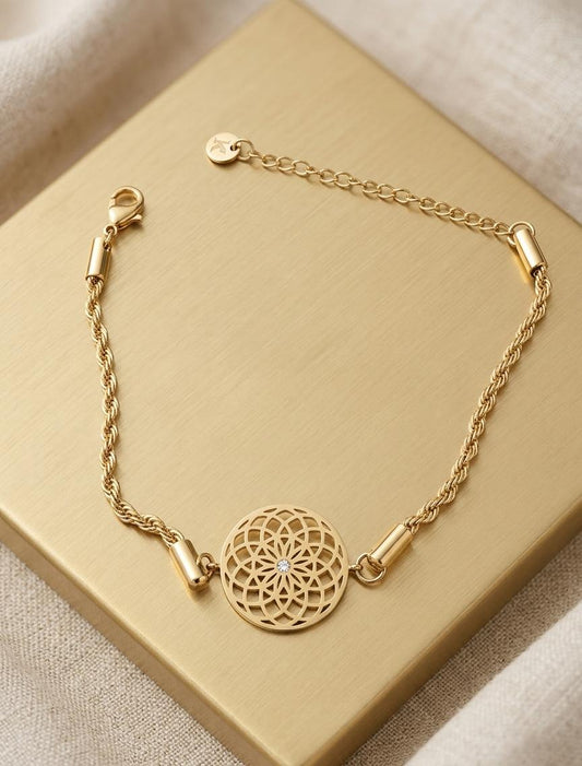 Gold Geometric Floral Charm Bracelet – Anti Tarnish Adjustable Chain Bracelet for Women